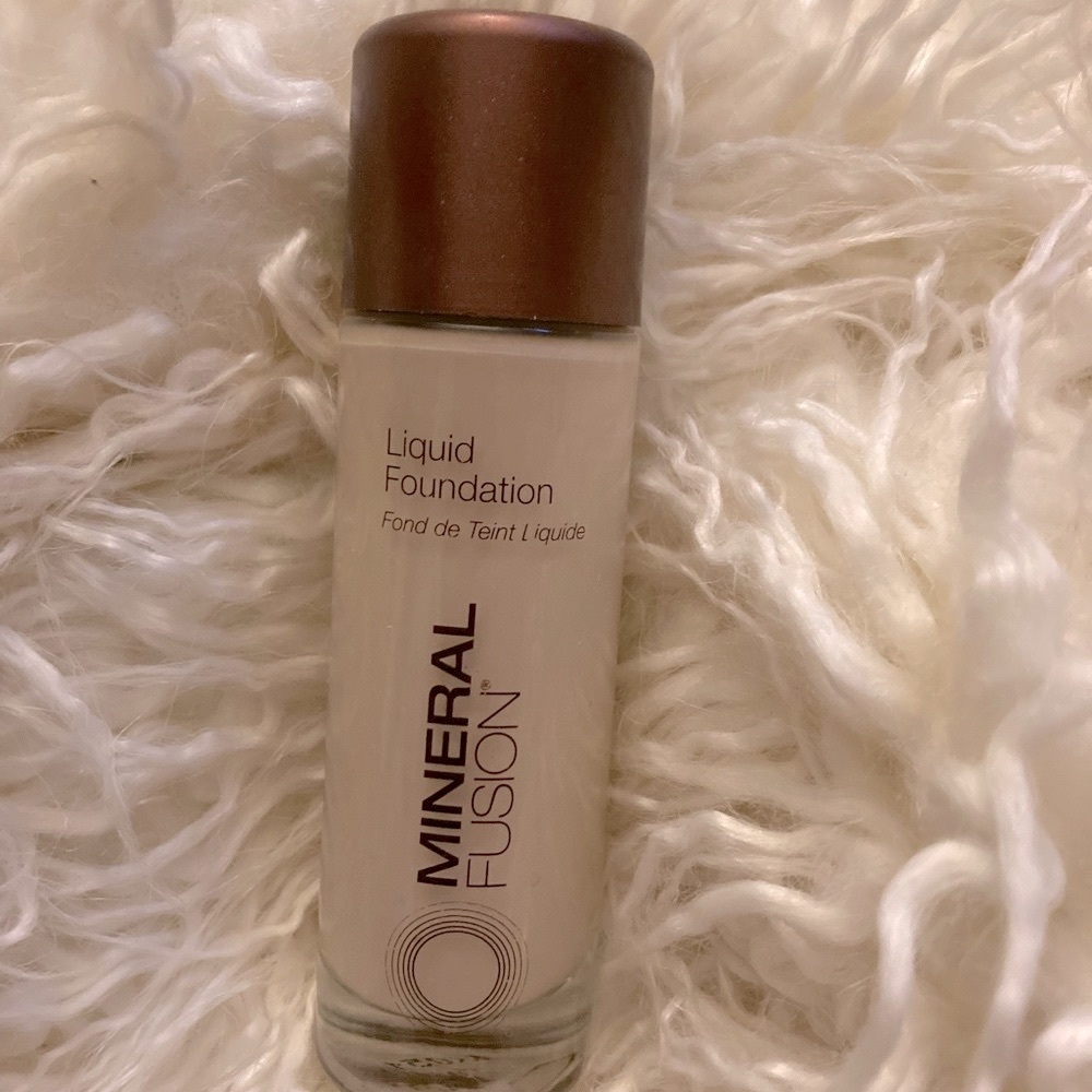 Liquid Foundation Mineral Fusion